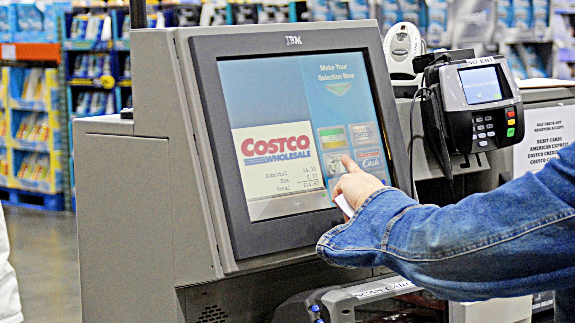 During an earnings call on Thursday, Costco's Chief Financial Officer (CFO), Richard Galanti, expressed the company's positive position regarding theft.